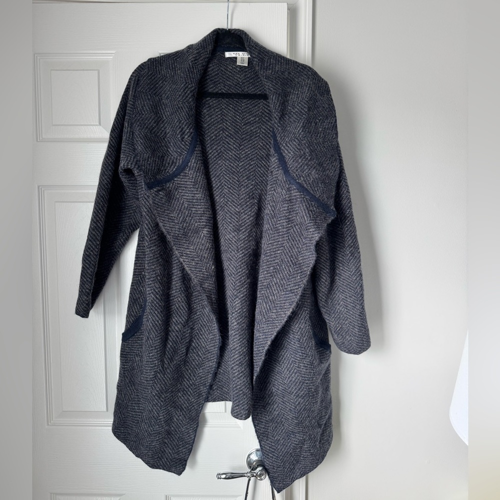 Max Studio Women - open front sweater with pockets